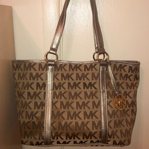 Michael Kors Handbags - Michael Kors Handbag Block Monogram Signature Tote